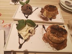 -必胜客(东大桥店)