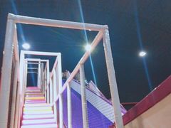 -嘿哟动霸CHUA·新潮玩运动娱乐中心·蹦床滑冰团建乐园