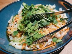 石河子凉皮-耶里夏丽·新疆菜·28年喀什老馆(田林东路店)