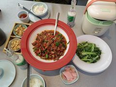 -有红鸡毛店·川菜(建设路店)