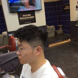 -贝勒爷专业男发