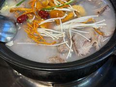 -九寨特色牦牛肉汤锅 羊肉汤锅