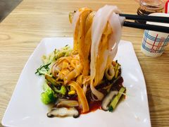 -左左香老潼关肉夹馍(龙山一路店)
