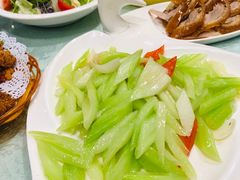 -六和聚传统烤鸭.天津菜(和平店)