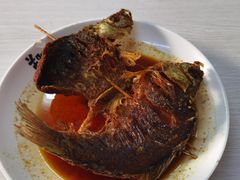 香酥鲫鱼-郑妈妈油炸工坊(石坦巷店)