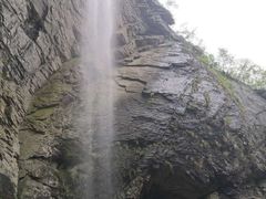 -燕子河大峡谷天坑仙境