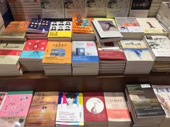 -诚品(信义店)