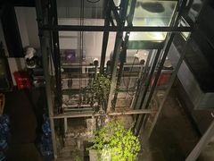 -穹六人间 people 6(岳阳路店)
