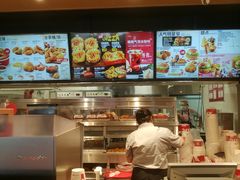 -肯德基(珠峰店)