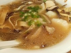 -渝是乎酸菜鱼(龙旗购物中心店)