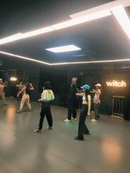 -WITCH （舞季）舞蹈工作室