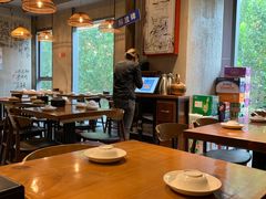 大堂-炉小二铜锅牛蛙•川湘菜(三里屯店)