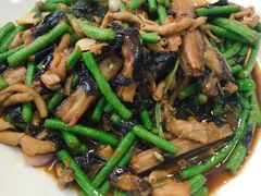 茄瓜鹅肠炒豆角-桂哥海鲜城