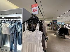 -ZARA(凯德乐峰广场店)