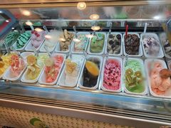 自助取餐区-柠檬车露(卖草地店)