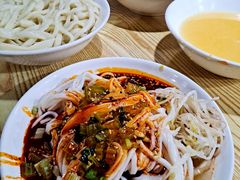 -王菊美食街·王菊面馆(总店)