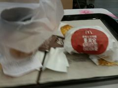 -麦当劳(轻轨曹杨路店)