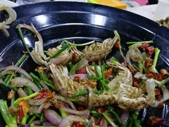 -虾弄弄海派小龙虾·牛羊蝎子火锅