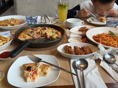 -必胜客(机场路店)