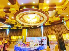 -华西龙希大酒店旅游观光区