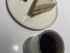 -洪小鹏生活美学馆(领SHOW天地店)