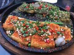 -何师烧烤·香辣蟹·川菜·30年老品牌(太古里旗舰店)