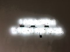 -UNI UNI(环亚凯瑟琳店)