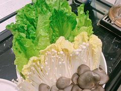 素菜拼盘-红鼎豆捞·非遗鲍皇汤火锅(宝丰路店)