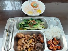 -粤·向群饭店(麓景路店)