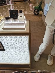 -奥伦纳素Erno Laszlo