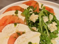 -卡佩罗意大利餐厅及酒吧Al Cappello Trattoria