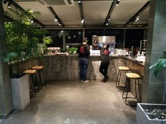 -HIGH FIVE哈福手工汉堡(桂林路店)