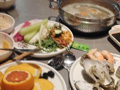 -黑金·寻焰自助百汇·烤肉·火锅(中街店)