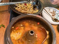 -云海肴·汽锅鸡·云南菜(天山百盛优客店)