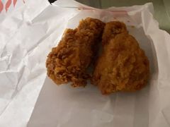 -麦当劳(轻轨曹杨路店)