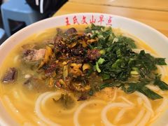 -文山荷鲜居(翠湖店)