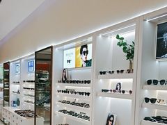 -J-Optical佳视明眼镜·蔡司视觉(青岛金茂览秀城店)