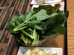 菠菜-陆记牛庄·碳锅龙虾烧烤(爱上花园店)
