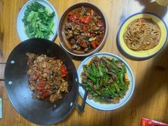 -老三样·美食研究中心(世贸路店)