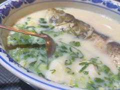 -南京金牛湖巨碗鱼头