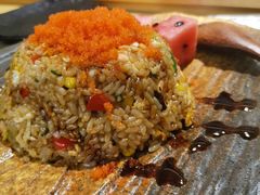 蟹子三文鱼炒饭-鲔屋寿喜烧