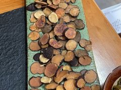 -阿山卓·野生菌火锅·纳西火塘烤肉