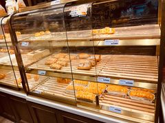 面包甜点陈列柜-TOUCH泰奇(奉贤宝龙城市广场店)