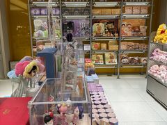 -泡泡玛特POPMART(蓝色港湾店)