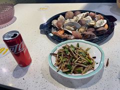 -巧克力渔家.小船海鲜胶东菜(万平口店)