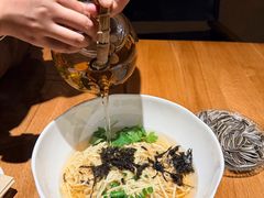 龙井红茶素面-素描餐厅