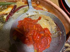 -洱火云南酸菜牛肉火锅(石景山当代商城店)