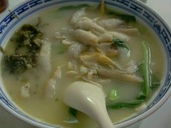 -明呈黄鱼面馆(斜土路店)
