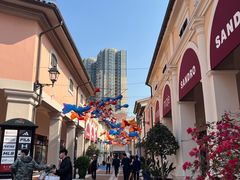 -佛罗伦萨小镇广佛名品奥特莱斯(疏港路店)