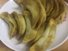 锅贴-牛味十足传统美食(凤凰西街店)